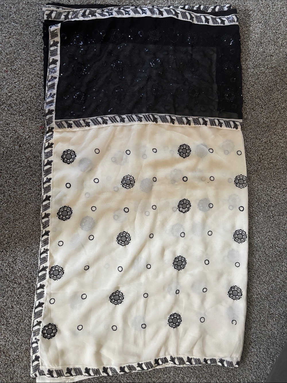 Black and Cream Floral Embroidered Bed Throw - Unbranded